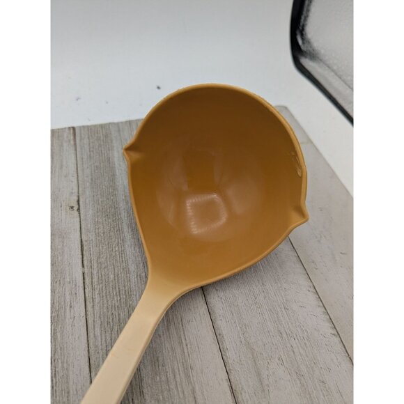 Ekco Almond Nylon Soup/Sauce Ladle USA Dishwasher Safe Kitchen Utensil 11" - Picture 2 of 8